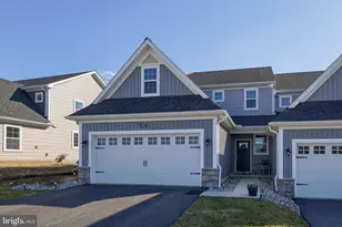211 Bellaride Ln, Millersville, PA 17551 - Photo 2
