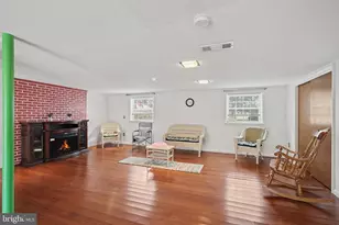 1033 S Mt Joy St, Elizabethtown, PA 17022 - Photo 8