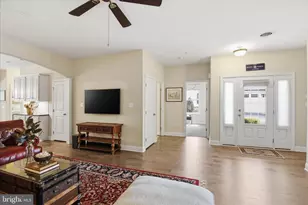 321 Pin Oak Dr, Lititz, PA 17543 - Photo 8