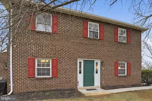 1332 Blue Jay Dr, Lancaster, PA 17601 - Photo 1