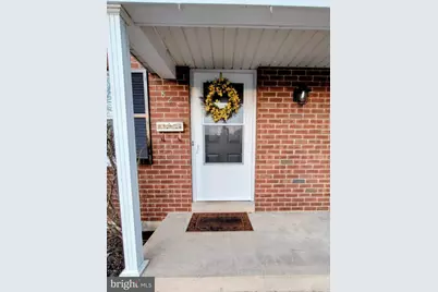 827 S Locust Street, Elizabethtown, PA 17022 - Photo 2