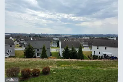 446 Lancer Drive, Columbia, PA 17512 - Photo 4