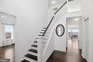 446 Lancer Dr, Columbia, PA 17512 - Photo 10