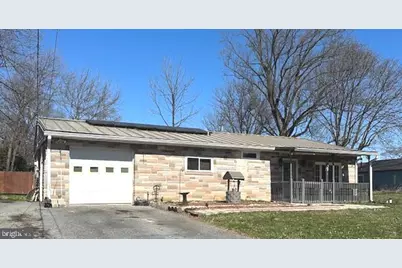 15 Fairview Avenue, Leola, PA 17540 - Photo 2