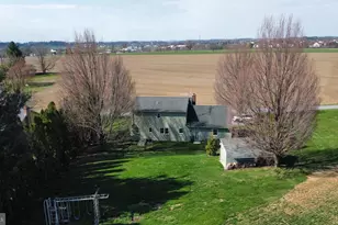 901 Cool Spring Rd, Manheim, PA 17545 - Photo 6