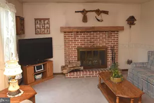 901 Cool Spring Rd, Manheim, PA 17545 - Photo 14