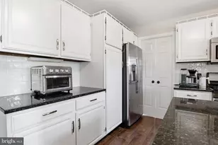 89 Greenfield Rd, Lancaster, PA 17602 - Photo 8