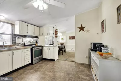 203 Greyfield Drive, Lancaster, PA 17603 - Photo 4