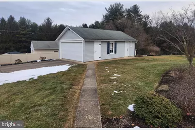 123 N 11th Street, Akron, PA 17501 - Photo 12