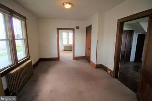 354 E Main St, New Holland, PA 17557 - Photo 2