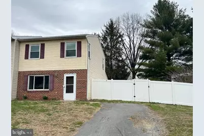 1105 Williamsburg Road, Lancaster, PA 17603 - Photo 1