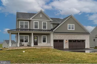 1584 Harrisburg Avenue, Mount Joy, PA 17552 - Photo 2