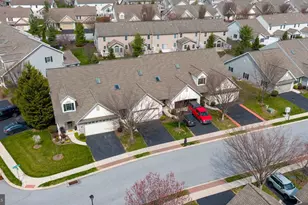 1343 Fieldstone Dr, Mount Joy, PA 17552 - Photo 2