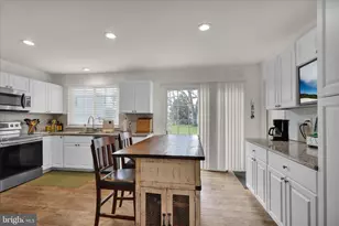 1818 Sturbridge Dr, Lancaster, PA 17601 - Photo 12