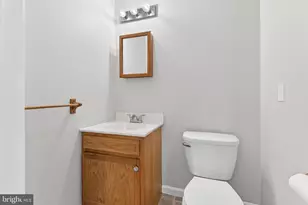 637 W Main St, Ephrata, PA 17522 - Photo 22