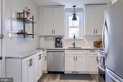 413 E Main Street, Ephrata, PA 17522 - Photo 16