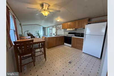 3 Hilltop Avenue, Akron, PA 17501 - Photo 2