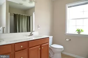 185 Waypoint Dr, Lancaster, PA 17603 - Photo 18