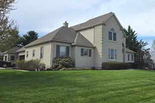 527 Florin Ave, Mount Joy, PA 17552 - Photo 2