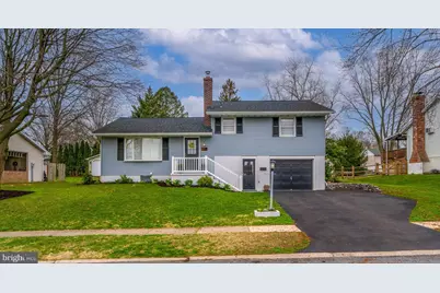 17 Briarcliff Road, Elizabethtown, PA 17022 - Photo 1