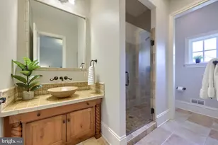 905 Greenside Dr, Lititz, PA 17543 - Photo 46