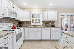 662 Bedington Cir, Manheim, PA 17545 - Photo 14