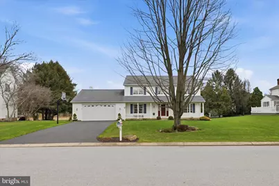 105 Park Place, Landisville, PA 17538 - Photo 2