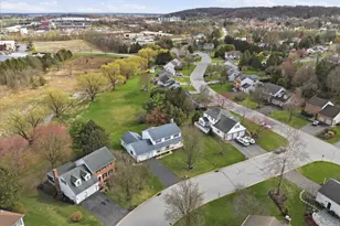 105 Park Pl, Landisville, PA 17538 - Photo 12