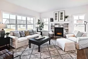 14 Walton Hill Cir, Lititz, PA 17543 - Photo 8