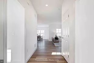 14 Walton Hill Cir, Lititz, PA 17543 - Photo 2