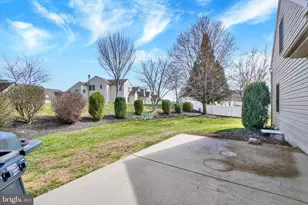 2202 Weeping Willow Ln, Mount Joy, PA 17552 - Photo 26