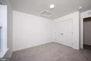 2447 Spring Water Cir, Lancaster, PA 17601 - Photo 10