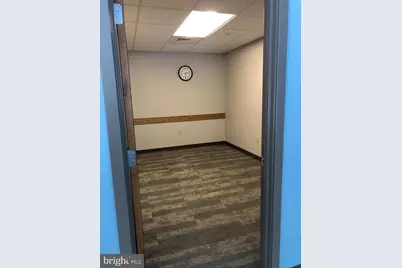 160 N Pointe Boulevard #205, Lancaster, PA 17601 - Photo 10