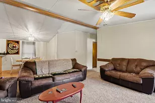 8 Madge Dr, Lancaster, PA 17603 - Photo 12