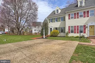 339 Cardinal Rd, Lititz, PA 17543 - Photo 2