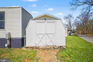 32 Circle Dr, Columbia, PA 17512 - Photo 24