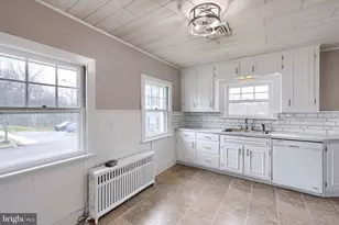 120 N Locust St, Elizabethtown, PA 17022 - Photo 14