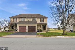 60 Talon Dr, Ephrata, PA 17522 - Photo 2