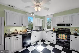 173 W Broad St, Salunga, PA 17538 - Photo 10