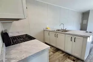 47 Hilltop Ave, Akron, PA 17501 - Photo 14