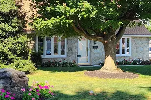 6260 Jeanette Dr, East Petersburg, PA 17520 - Photo 4