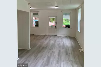 142 W Stiegel Street, Manheim, PA 17545 - Photo 4