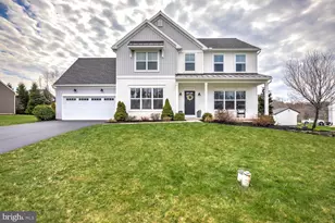 73 Summers Dr, Stevens, PA 17578 - Photo 2
