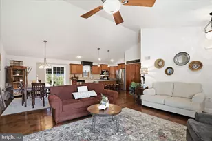 68 Gentle Dr, East Earl, PA 17519 - Photo 8