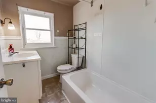 1015 Clark St, Lancaster, PA 17602 - Photo 8