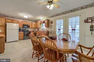 11 Rosemont Dr, Denver, PA 17517 - Photo 2