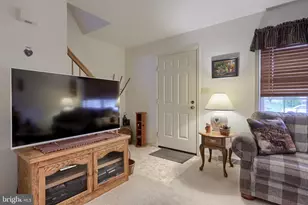 11 Rosemont Dr, Denver, PA 17517 - Photo 4