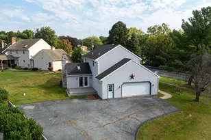 1 Brookwood Dr, Lititz, PA 17543 - Photo 40