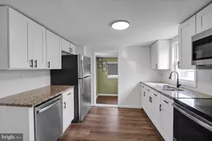 923 Mifflin St, Columbia, PA 17512 - Photo 8