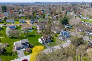 142 Hostetter Ln, Lancaster, PA 17602 - Photo 10